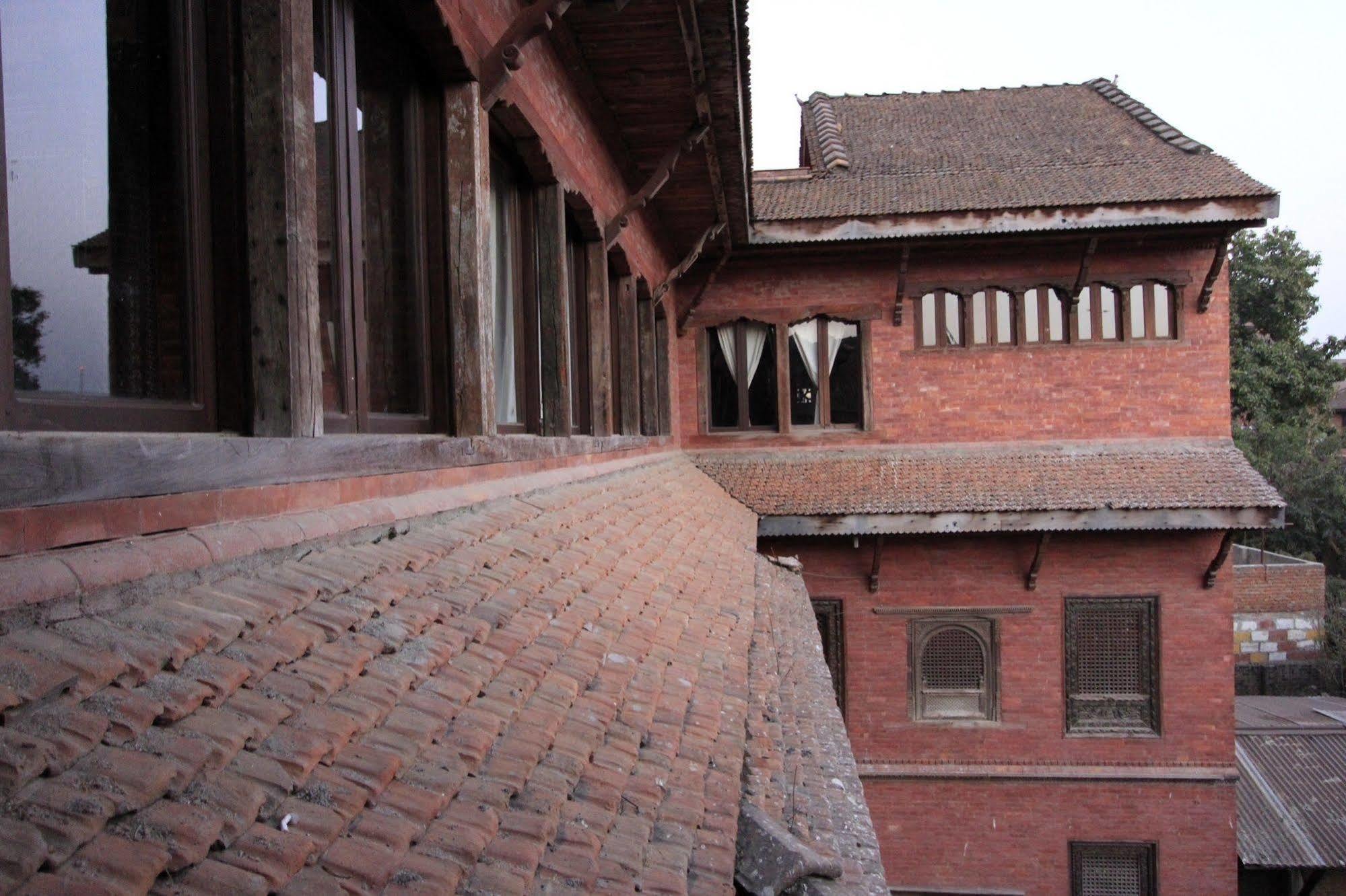 World Heritage Hotel And Apartments Kathmandu Exterior photo