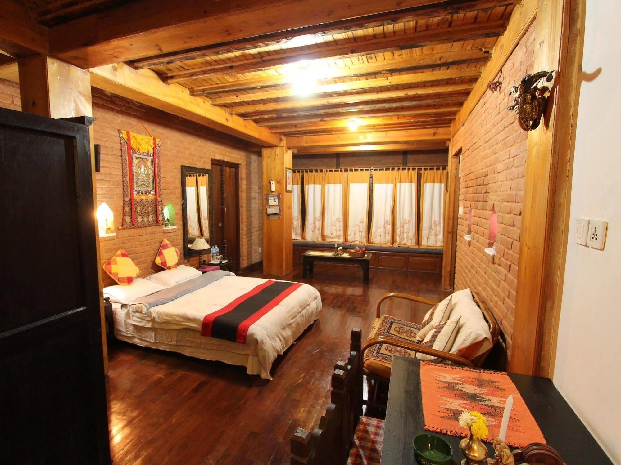 World Heritage Hotel And Apartments Kathmandu Exterior photo