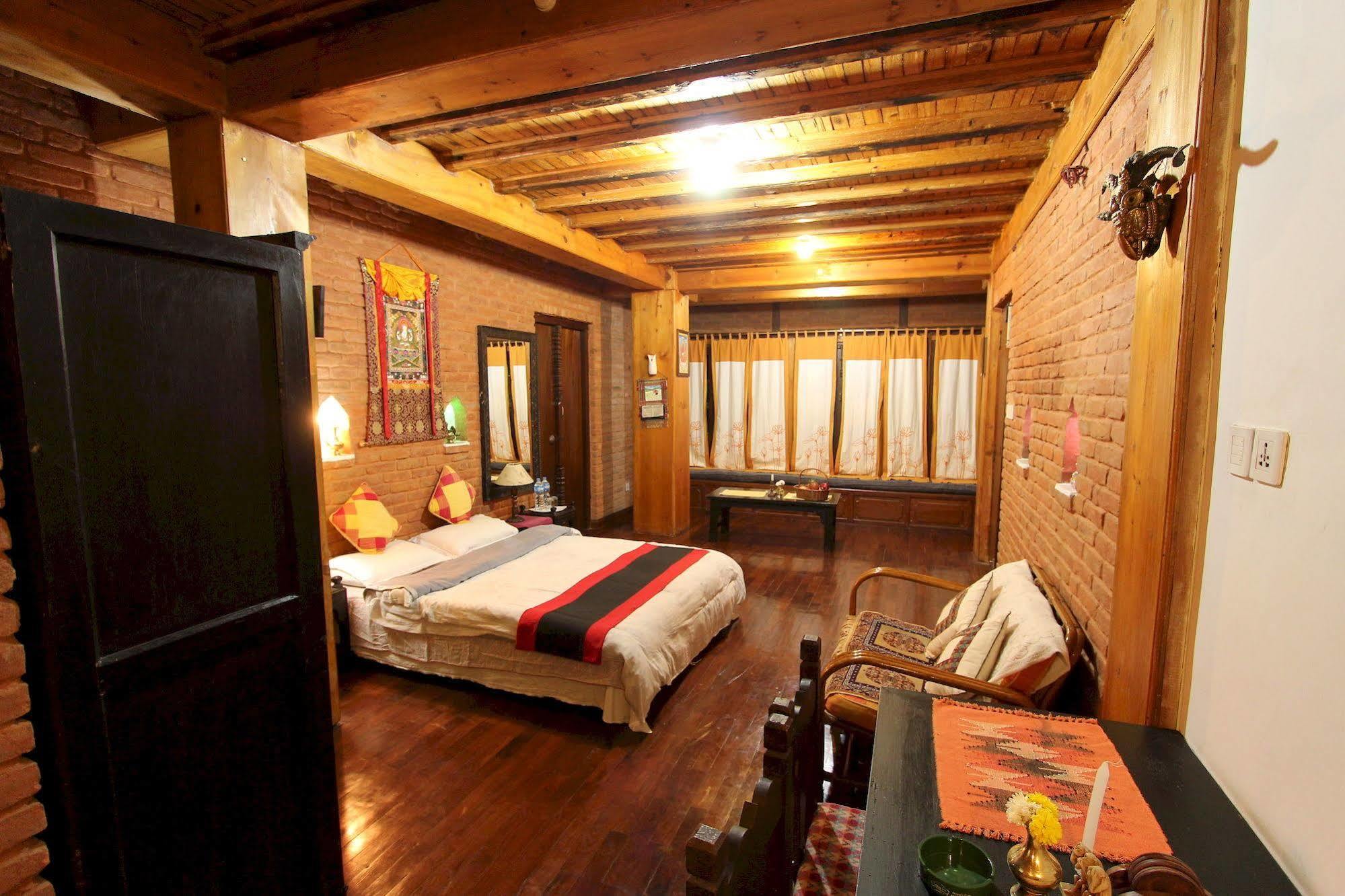 World Heritage Hotel And Apartments Kathmandu Exterior photo