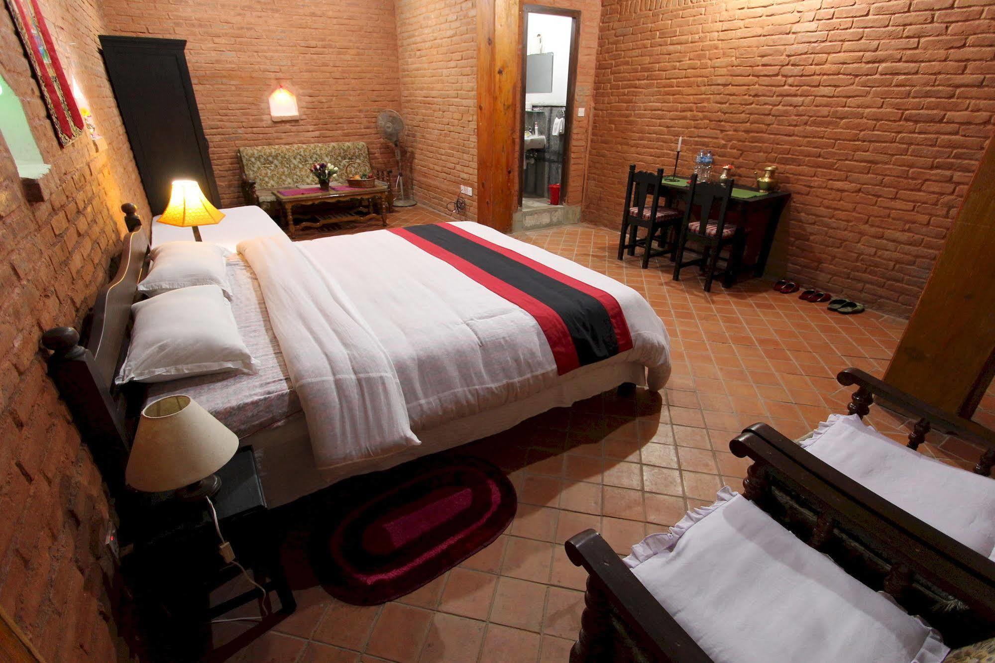 World Heritage Hotel And Apartments Kathmandu Exterior photo